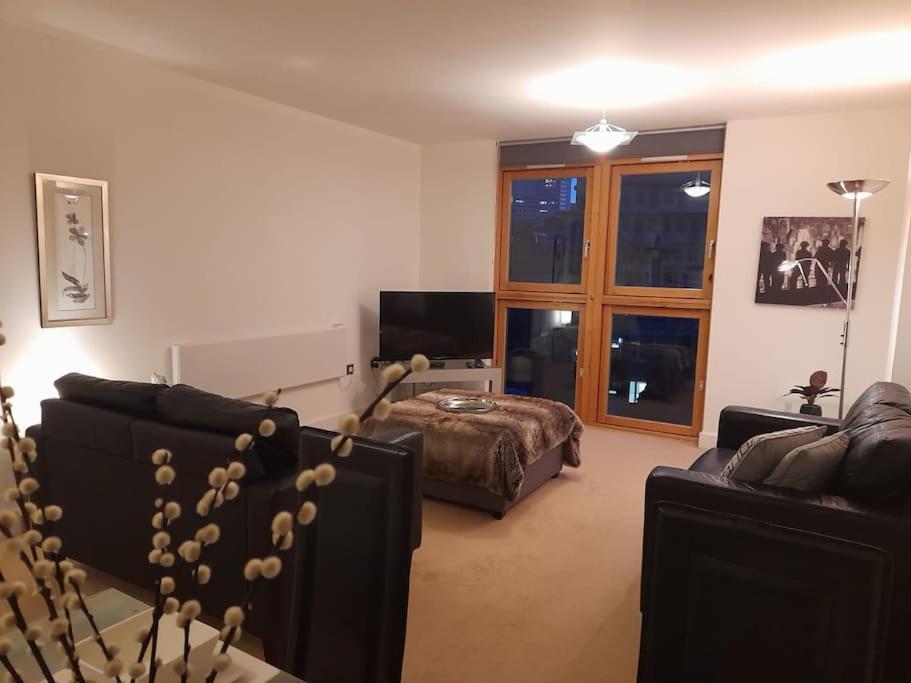 Centrally Situated 1 Bedroom Apartment! バーミンガム エクステリア 写真