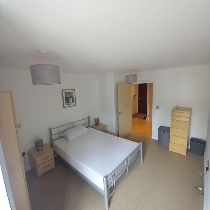 Centrally Situated 1 Bedroom Apartment! バーミンガム エクステリア 写真