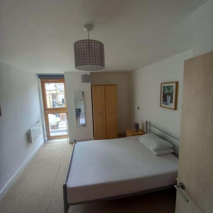 Centrally Situated 1 Bedroom Apartment! バーミンガム エクステリア 写真